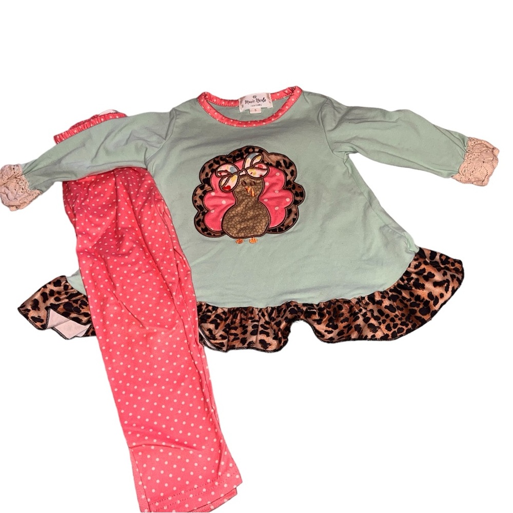 Marie Nicole Thanksgiving Polkadot Outfit